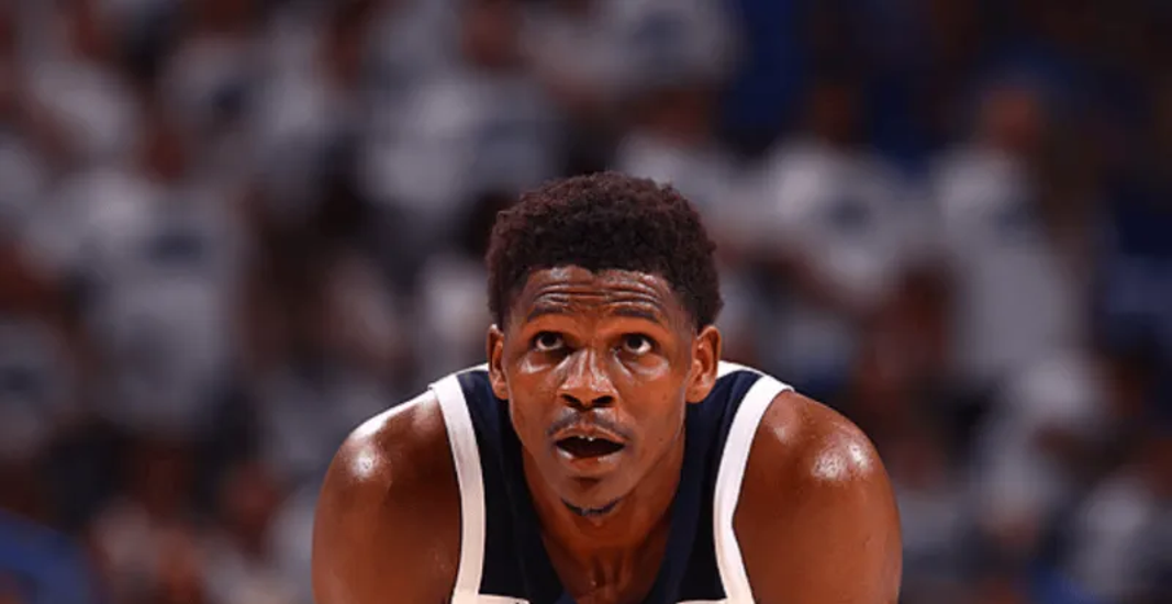 九游娱乐-包含清晨突围战来临;克里夫兰骑士围绕NBA总决赛回应争议;球迷炸锅;球队文化再被提及的词条