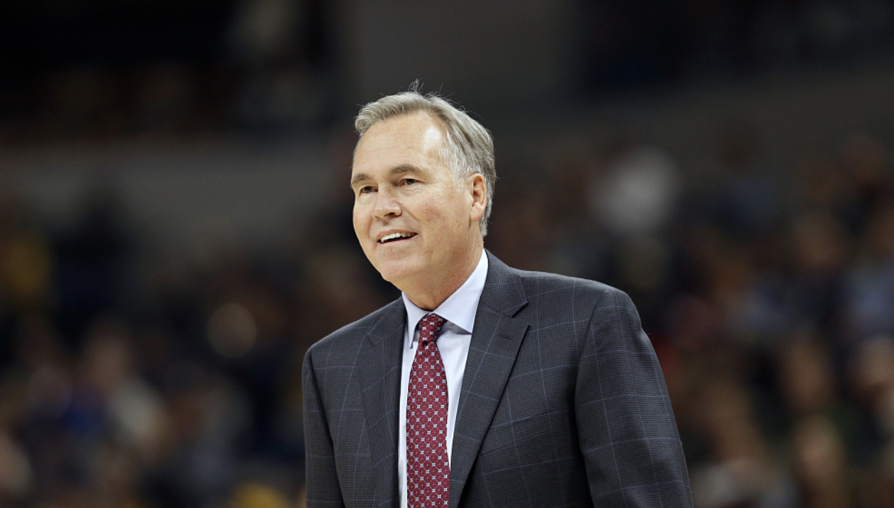 九游体育入口-奥兰多魔术训练开放日，赛后强势反弹引欢呼，全明星赛在即，赛程密集仍需轮换的简单介绍